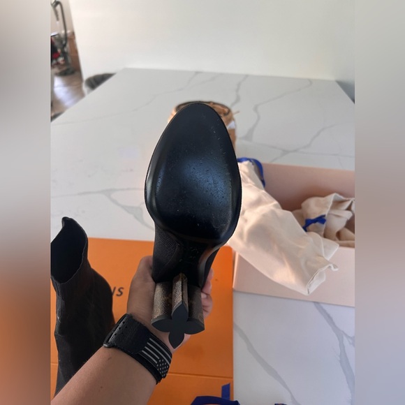 Louis Vuitton Silhouette Ankle Boot open to all reasonable offers - Picture 10 of 16